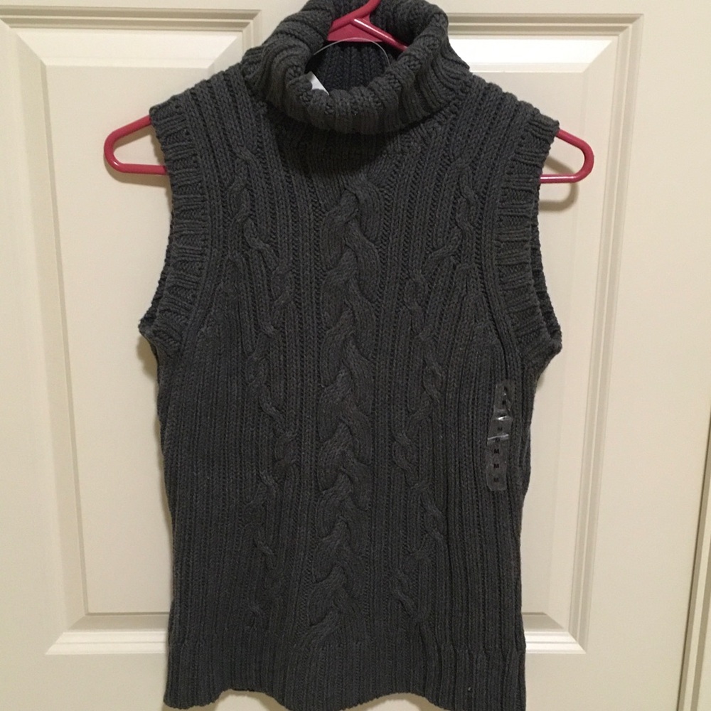 GAP Charcoal Cable Knit Turtleneck Sweater